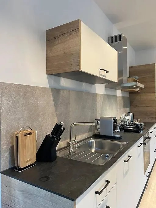 Apartament 4Younic Billard * 2 Bedroom * 75-Zoll Tv * Boxspringbett Glonn