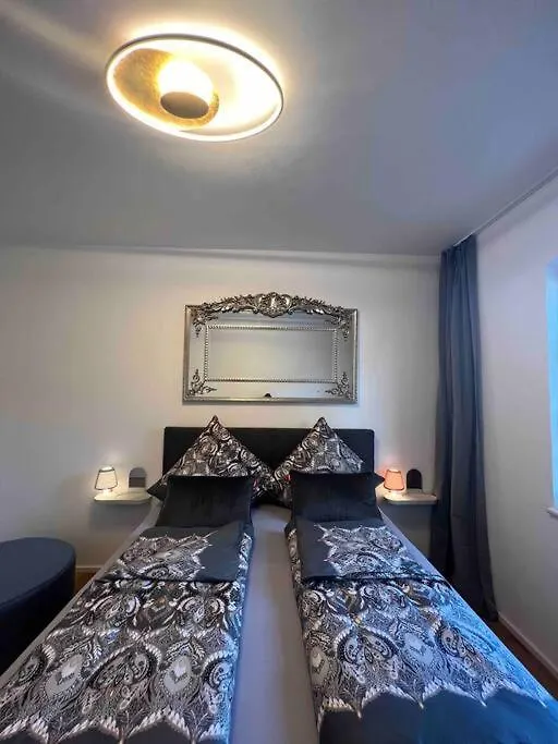 4Younic Billard * 2 Bedroom * 75-Zoll Tv * Boxspringbett Glonn Apartment